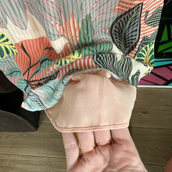 NWT Parker NY Tropical Silk dress, size Medium, $318 - Picture 4 of 12